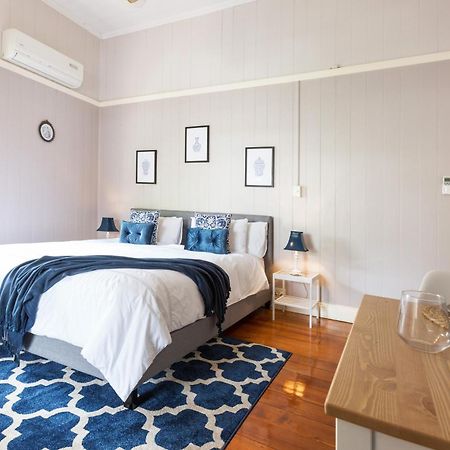 בריסביין 99 Kirkland Bed & Breakfast חדר תמונה